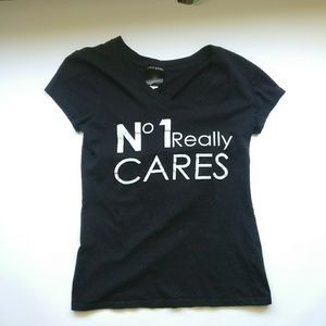 💲CLEAR OUT💲No One Really Cares graphic t-shirt